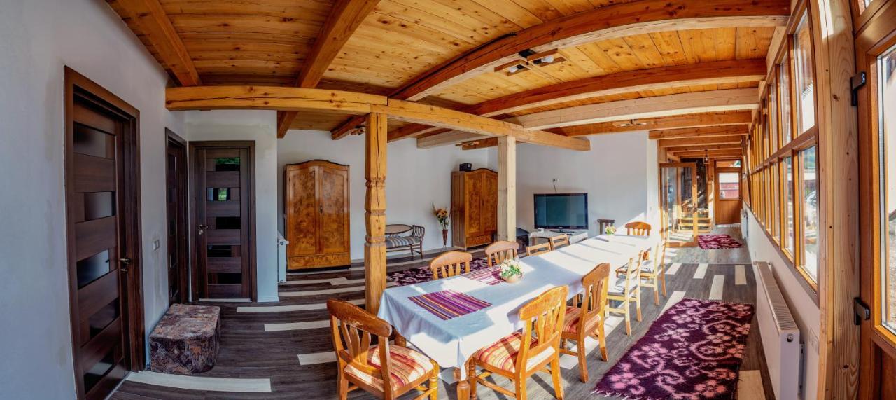 Отель Casa Buga Вишеу-де-Сус Экстерьер фото